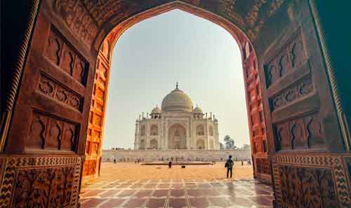 agra-overnight-tour-with-taj-khame